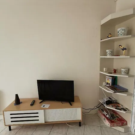 Апартаменты Vue Sur Сен-Жан-де-Мон